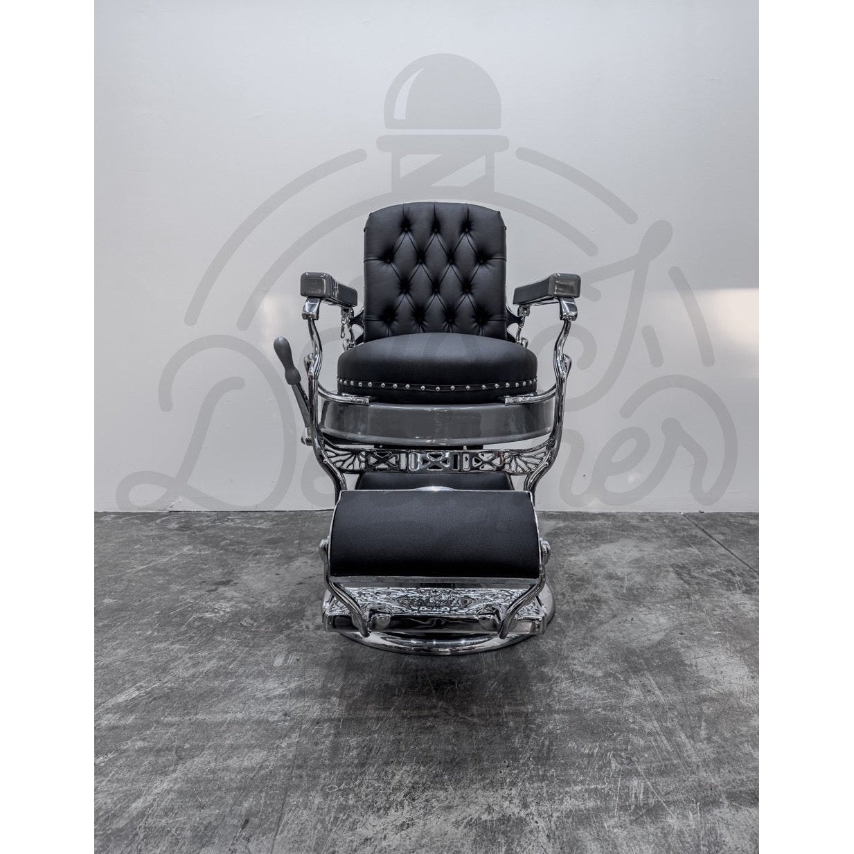 Vintage Round Seat Koken - Chrome on Nardo Gray