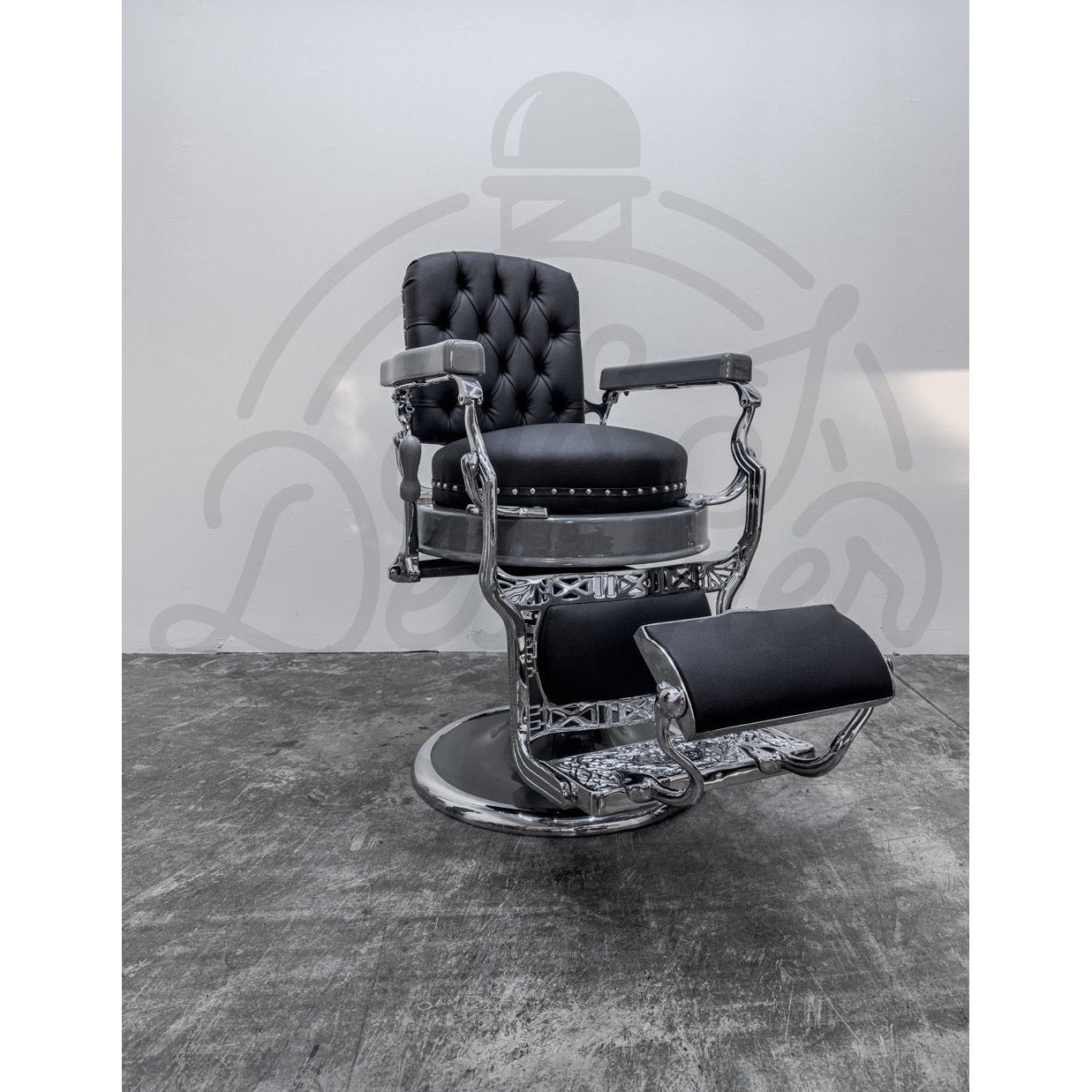 Vintage Round Seat Koken - Chrome on Nardo Gray