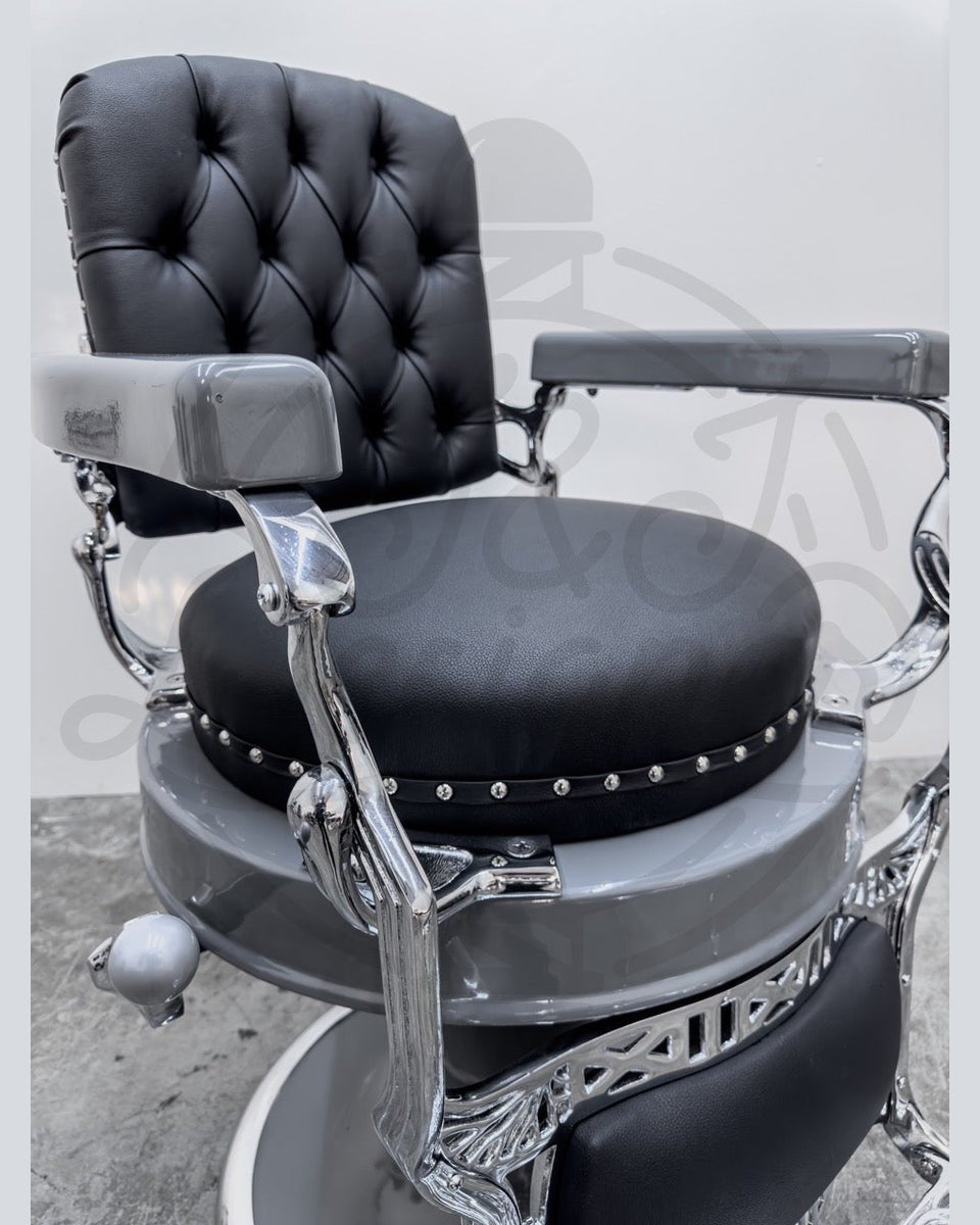 Vintage Round Seat Koken - Chrome on Nardo Gray