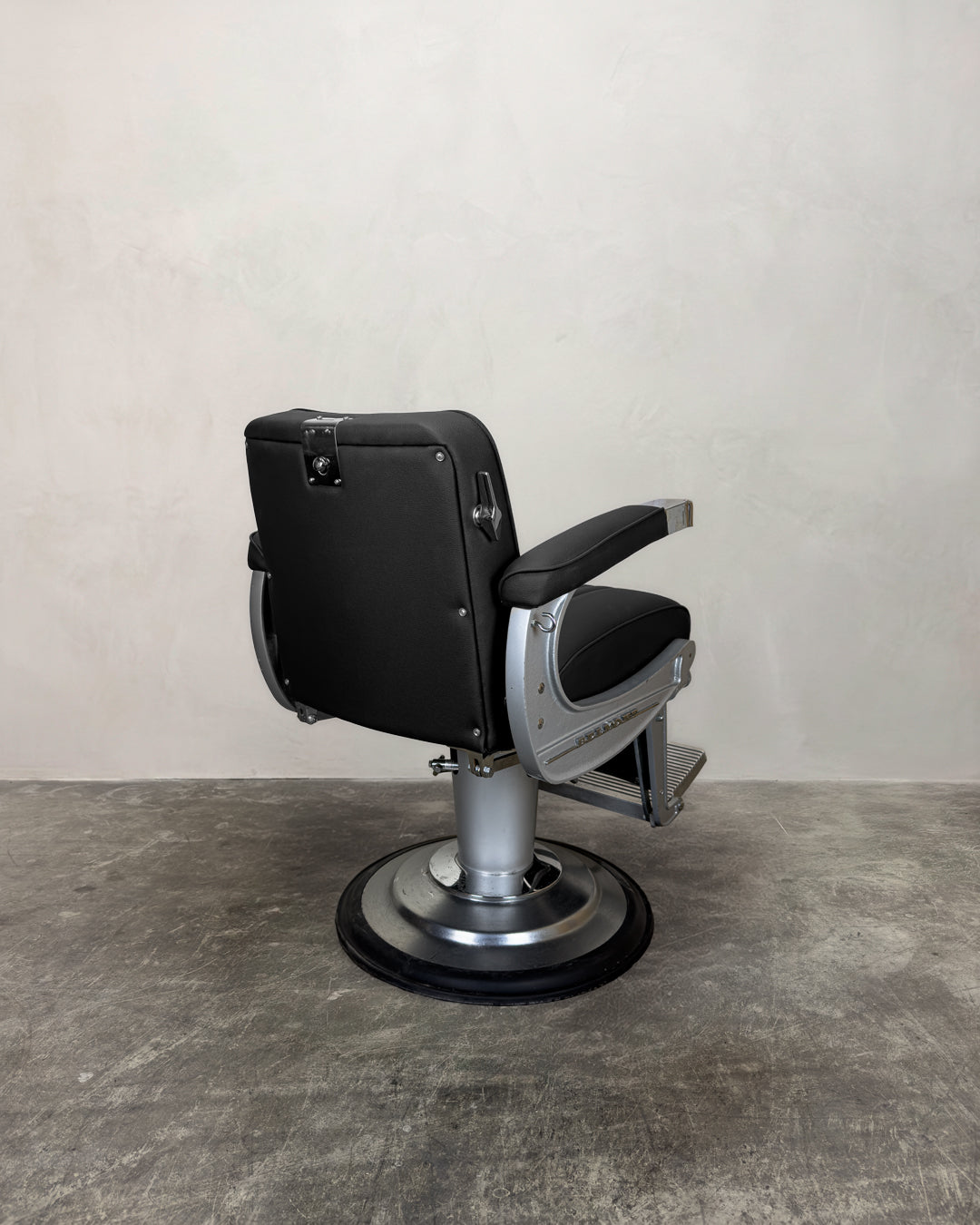 Takara Belmont Model 225 Elegance Barber Chair - 2012 Model