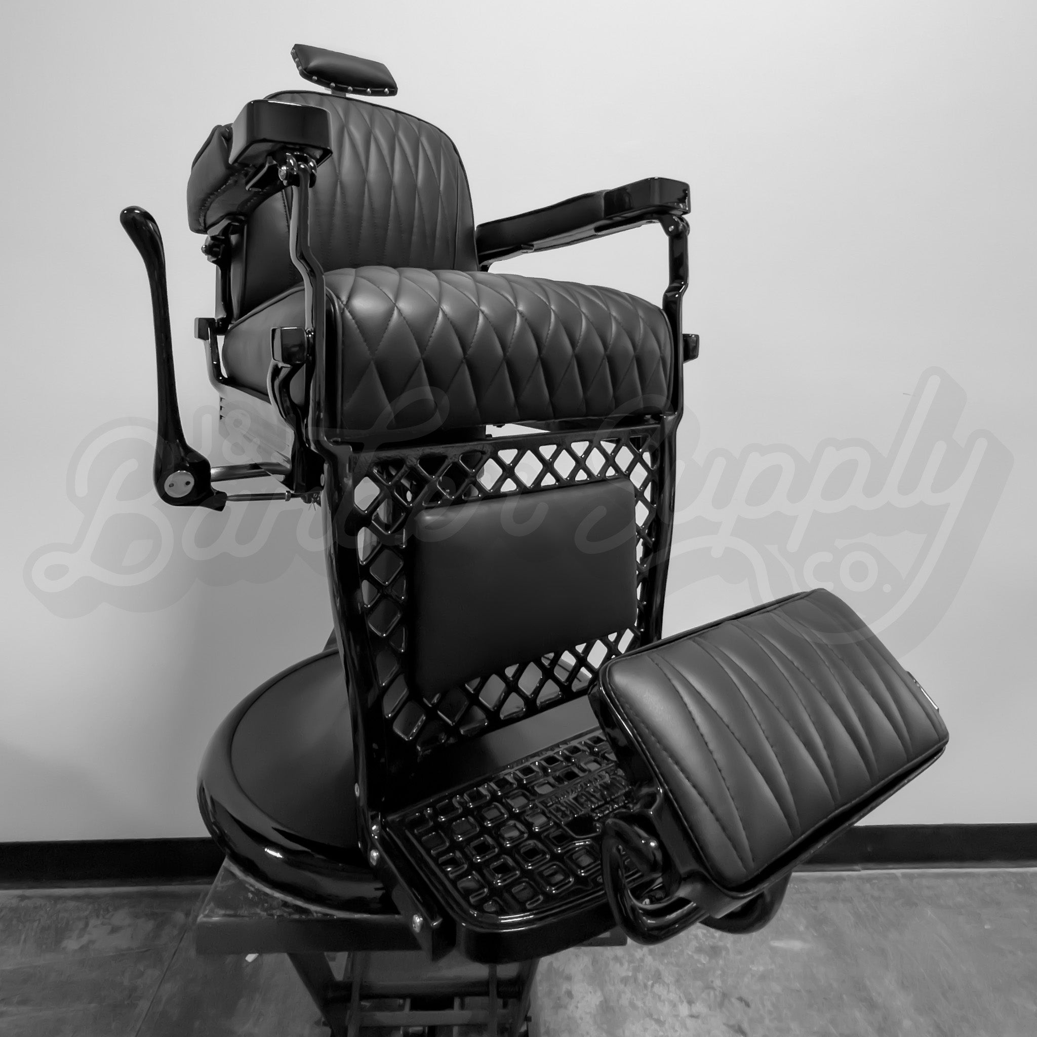 Vintage Emil J Paidar Model No. 570 - Alsace Black