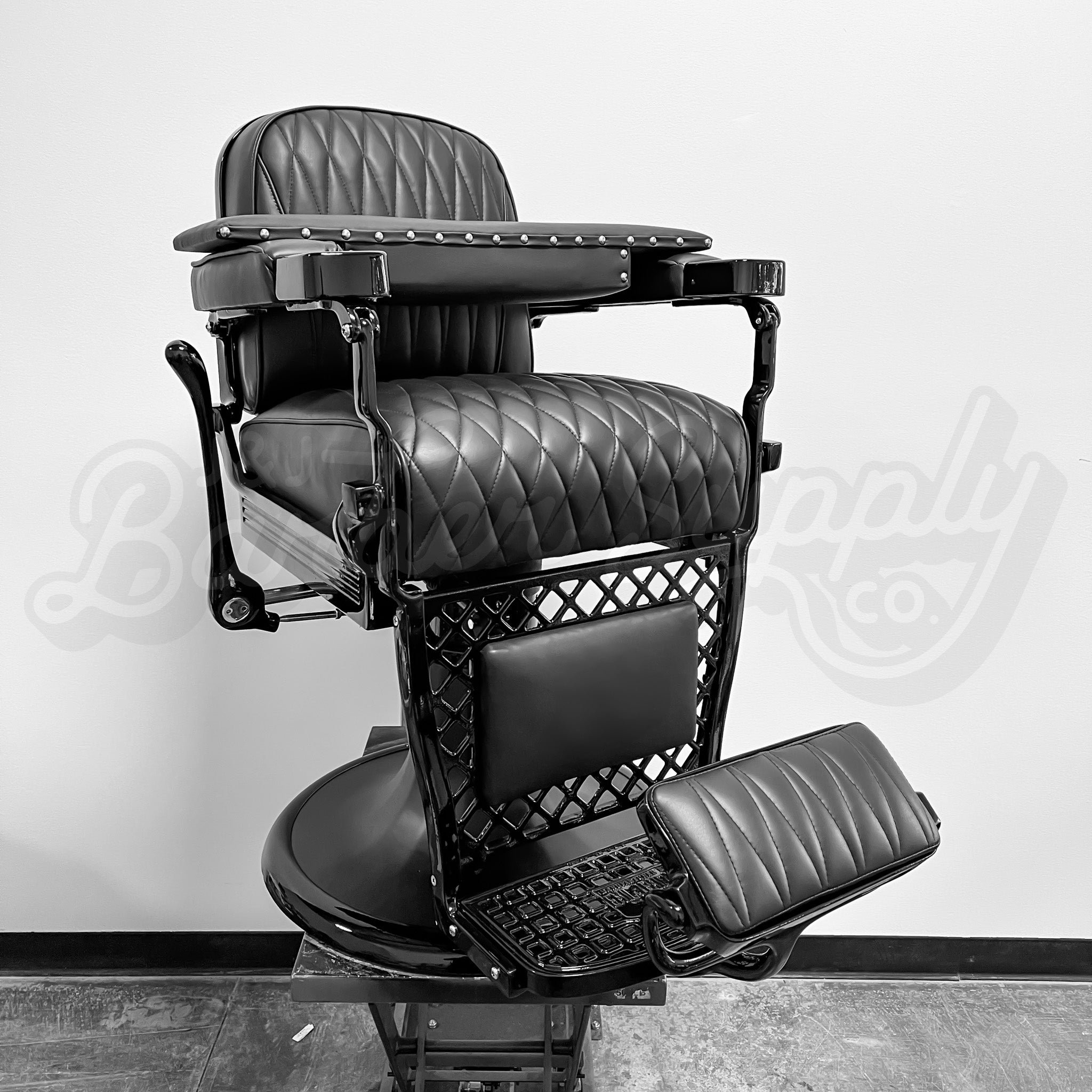 Vintage Emil J Paidar Model No. 570 - Alsace Black