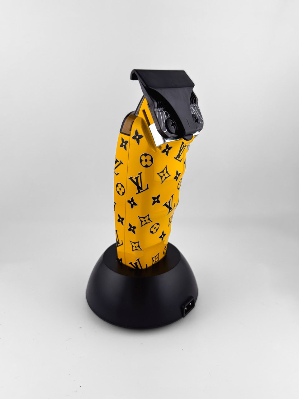 Custom StyleCraft Saber 2.0 Clipper - Black & Yellow LV Print