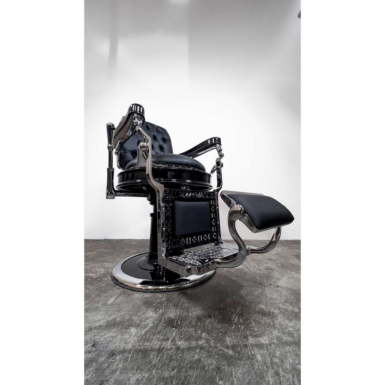 Theo a Kochs Barber Chair 