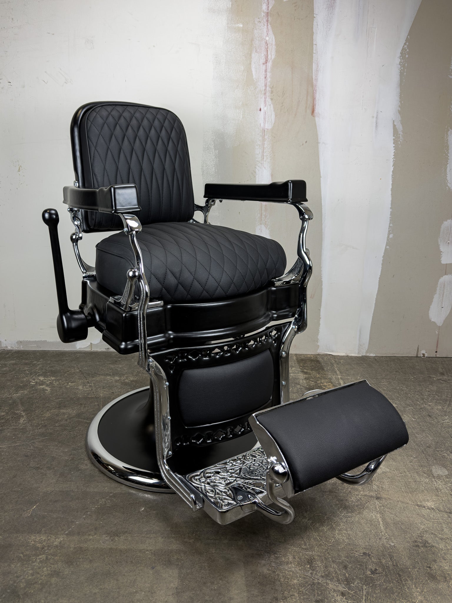 Antique Barber Chairs – Designer Barber Products