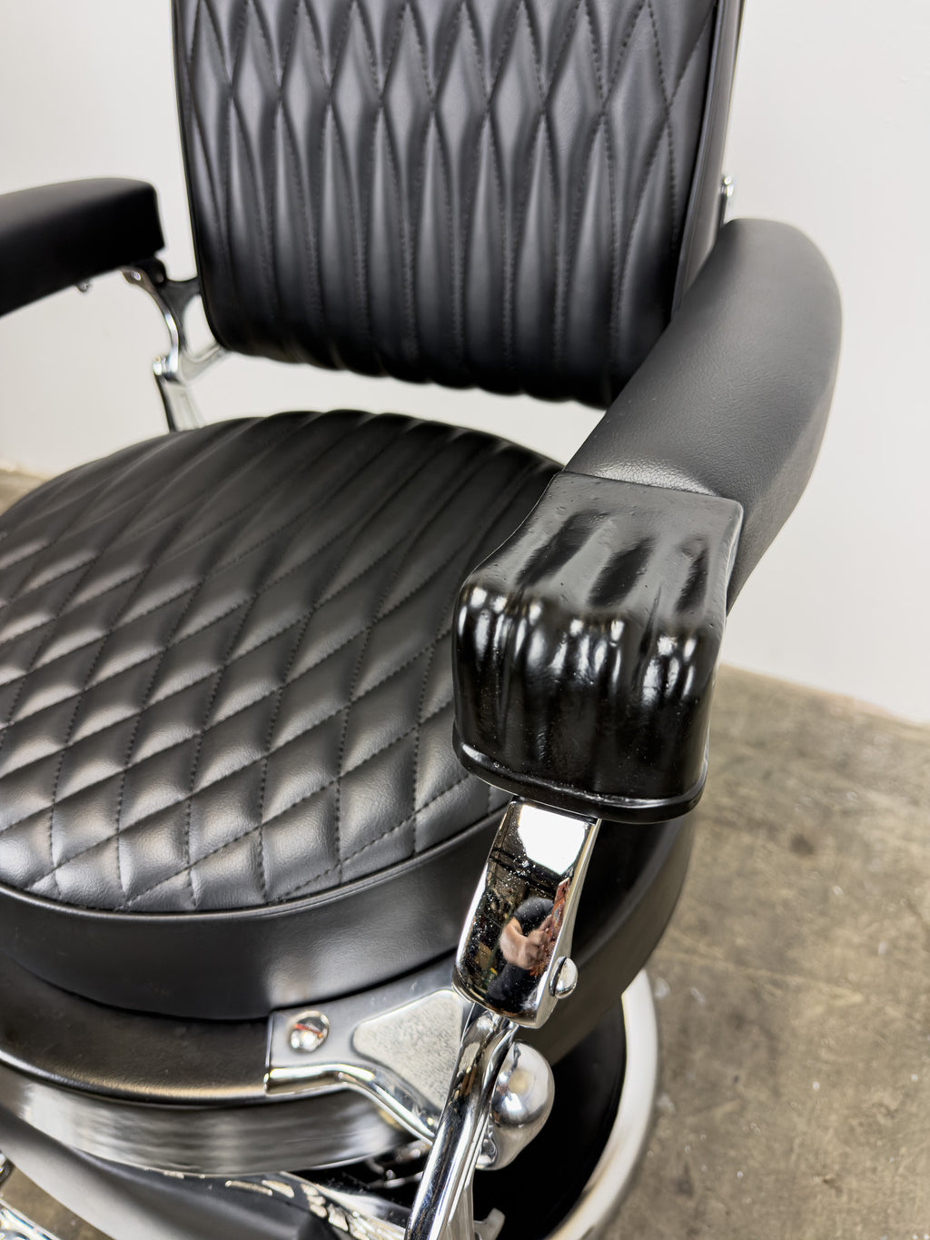 Custom Vintage Round Seat Koken Barber Chair - Black on Chrome