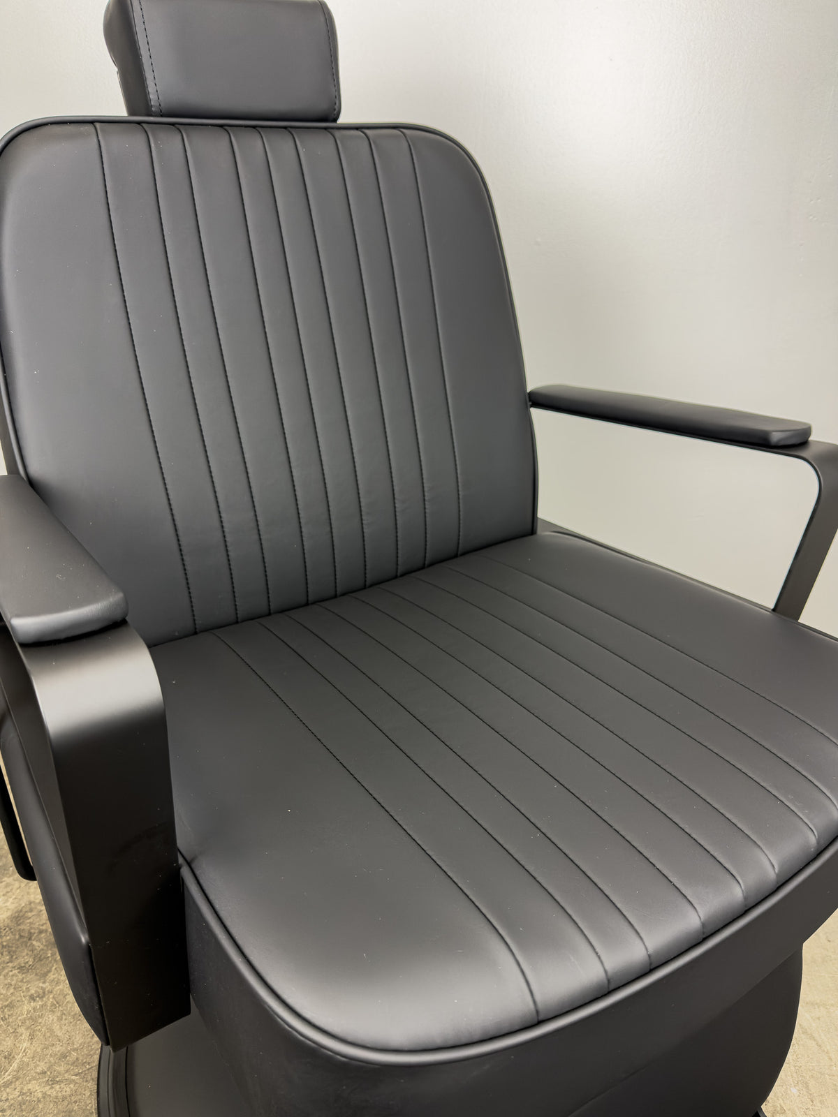 Edison Barber Chair