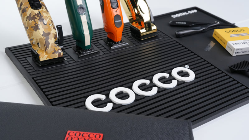 Close-up of the Cocco magnetic barber mat surface